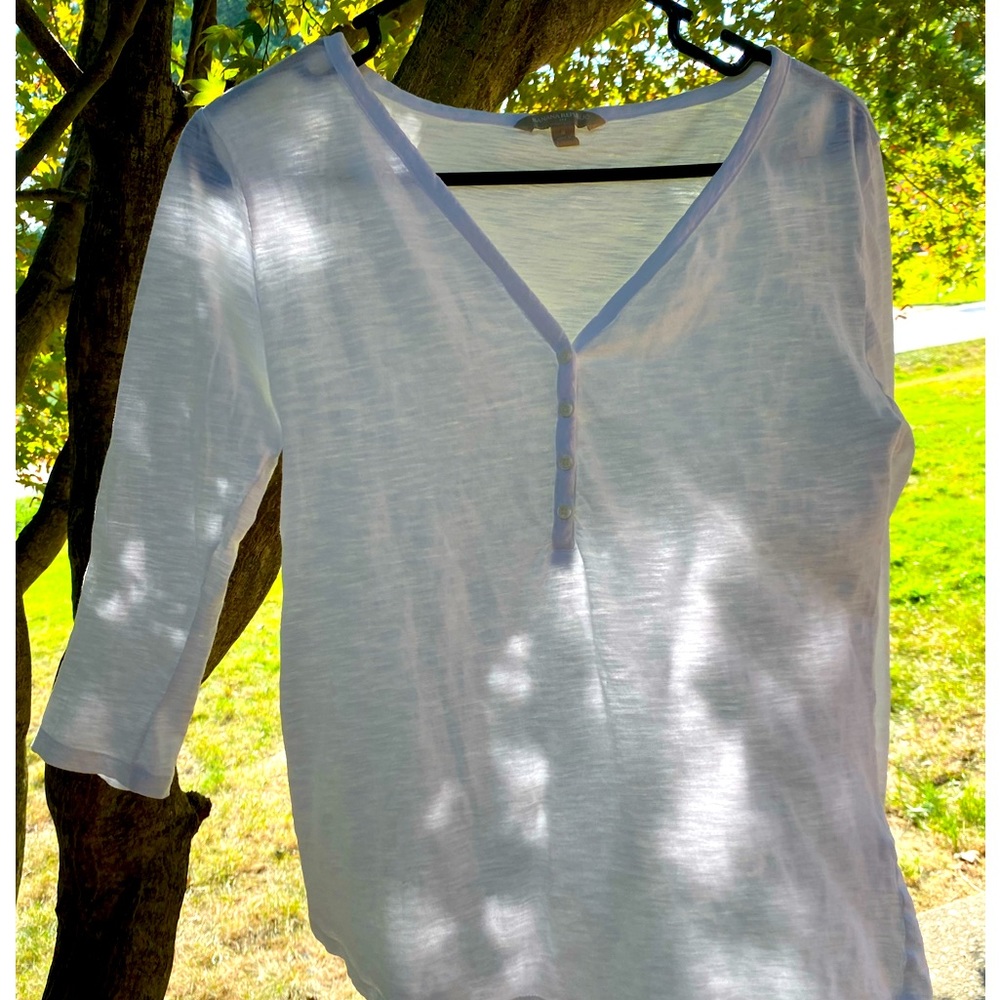 Banana Republic White Women’s Blouse Size Medium